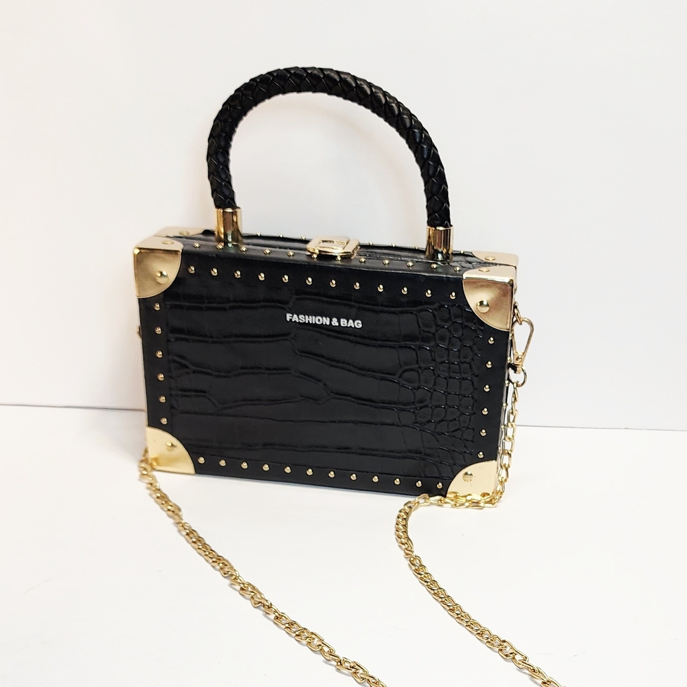 NEW Fashion & Bag Studded Black Croc Embossed Faux Leather Box Frame Clutch NWOT